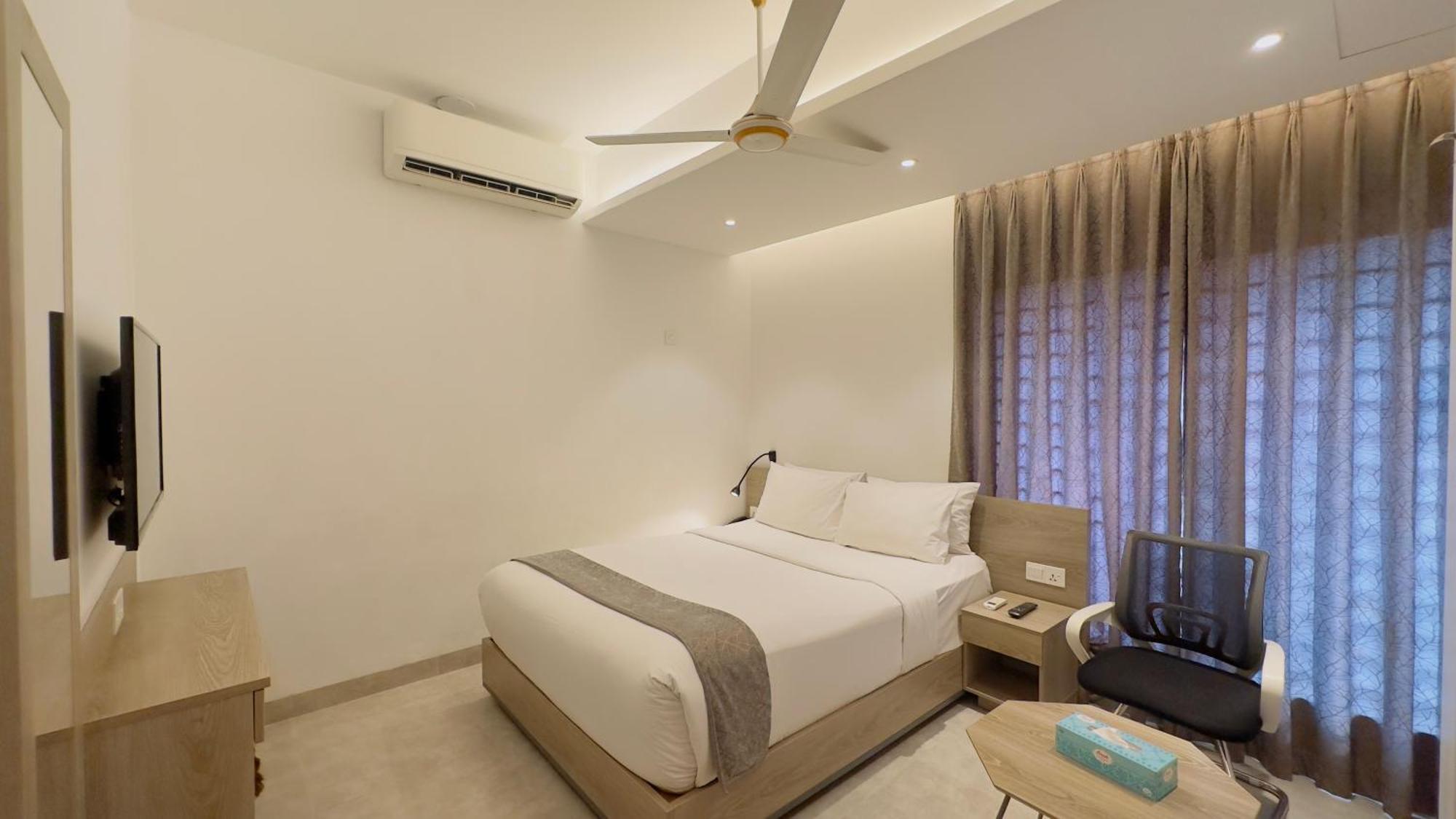 Priyo Nibash Stylish Residential Hotel Dacca Exterior foto